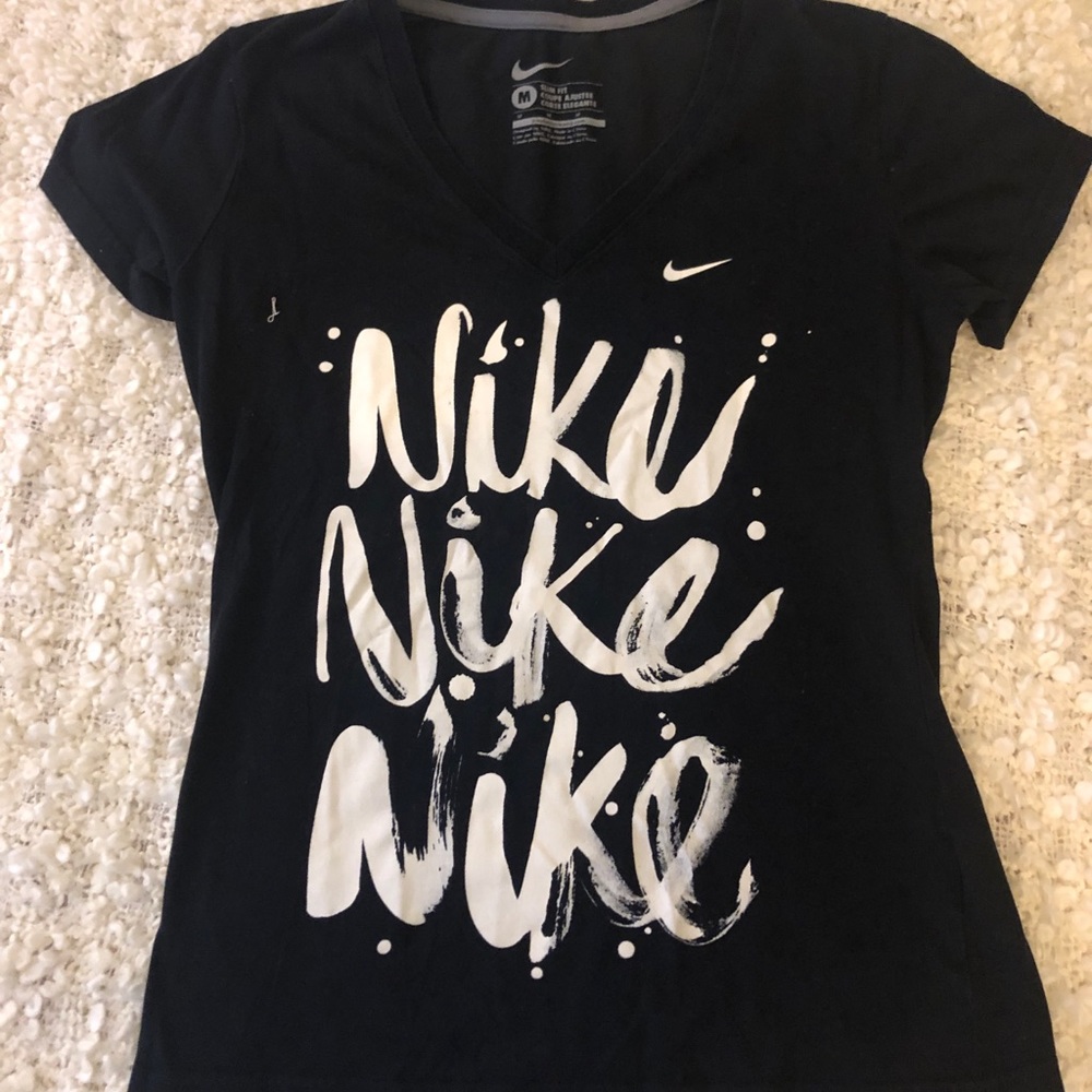 women’s nike workout shirt
